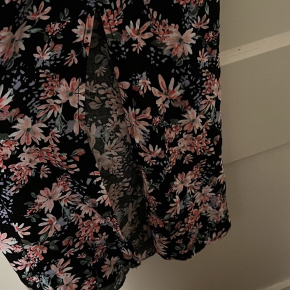 nwt franchesca's floral long dress with slit size: M - Picture 4 of 8